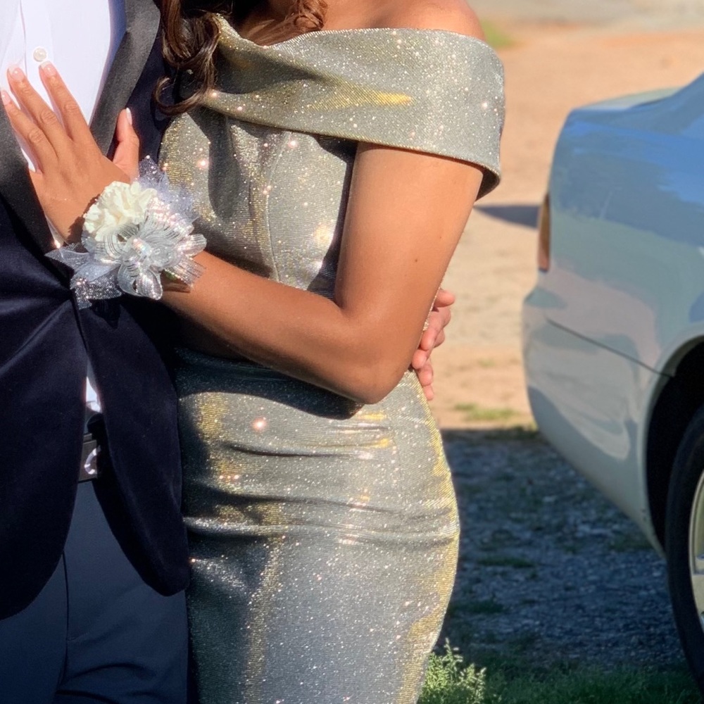 Electric gold Sherri hill prom dress